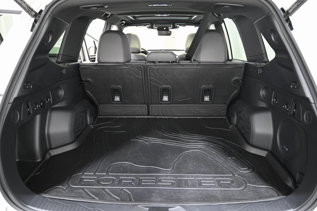 2025 Subaru Forester Limited photo 12