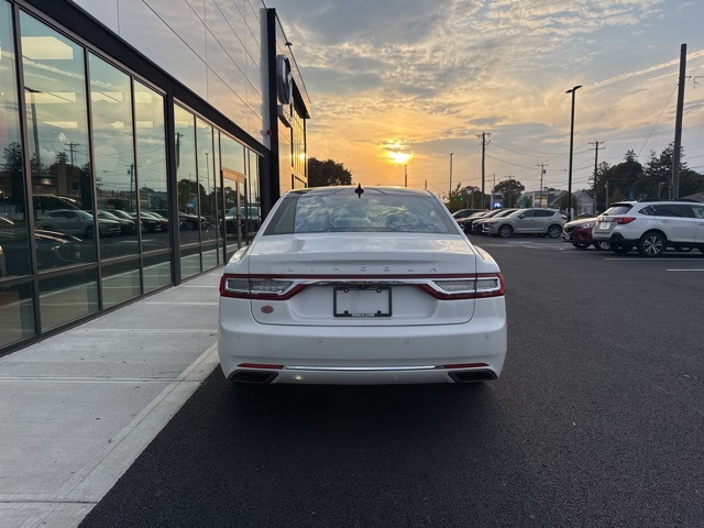2020 Lincoln Continental Reserve photo 3