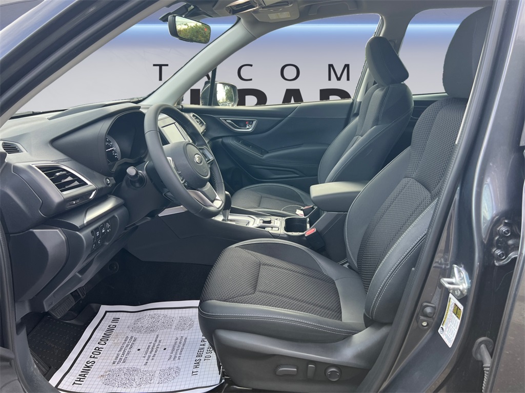2023 Subaru Forester Premium photo 10