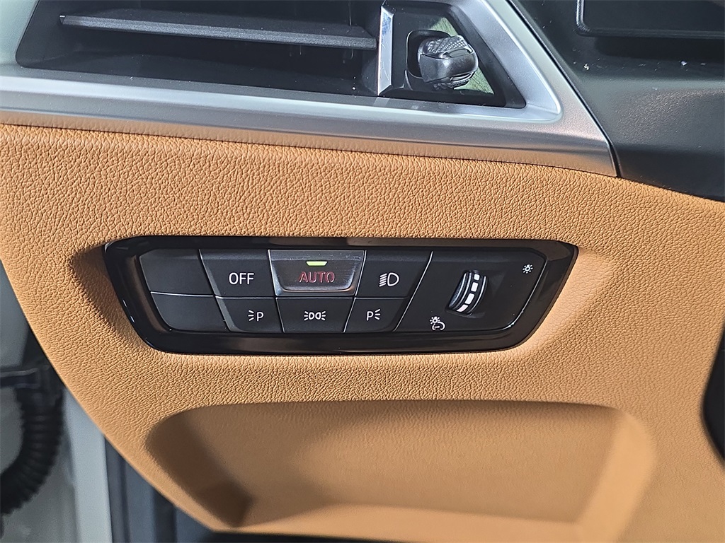 2025 Bmw 330i xDrive Sedan photo 24