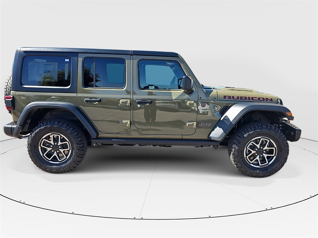 2025 Jeep Wrangler Rubicon photo 2