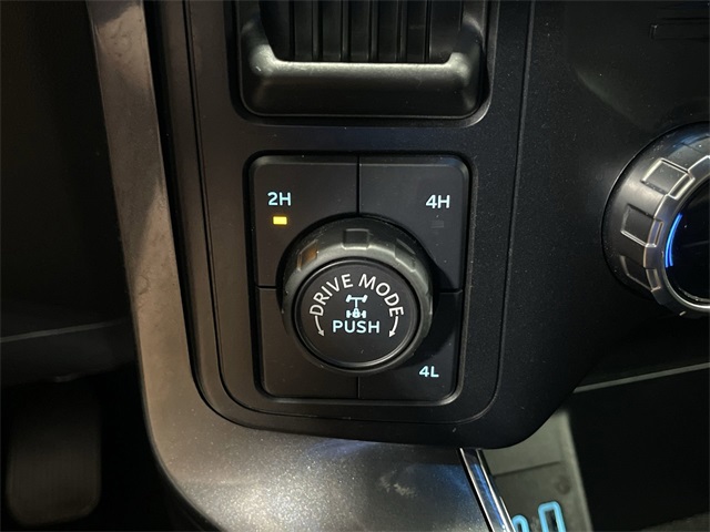 2023 Ford F-150 XLT photo 32