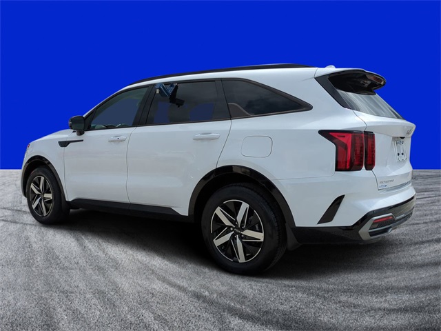 2023 Kia Sorento S photo 4
