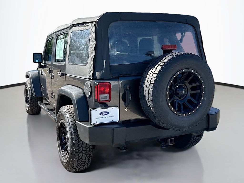 2017 Jeep Wrangler Unlimited Sport photo 4