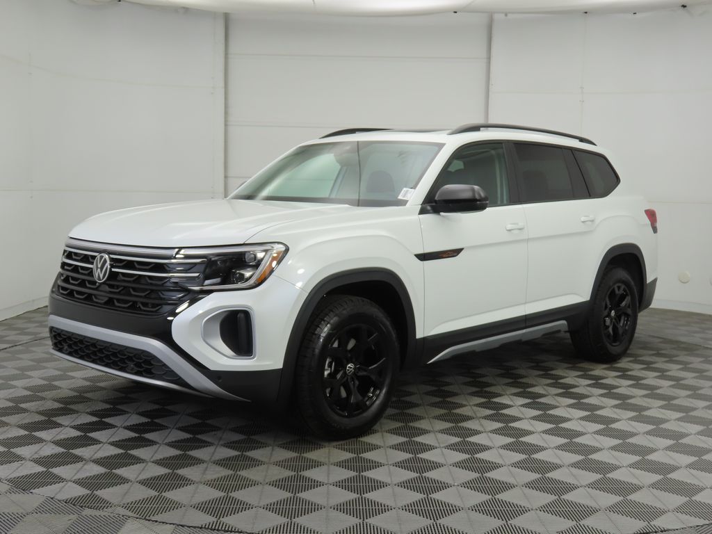 2026 Volkswagen Atlas Atlas Peak Edition's photo