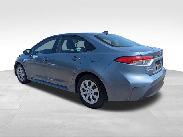 2023 Toyota Corolla LE photo 3