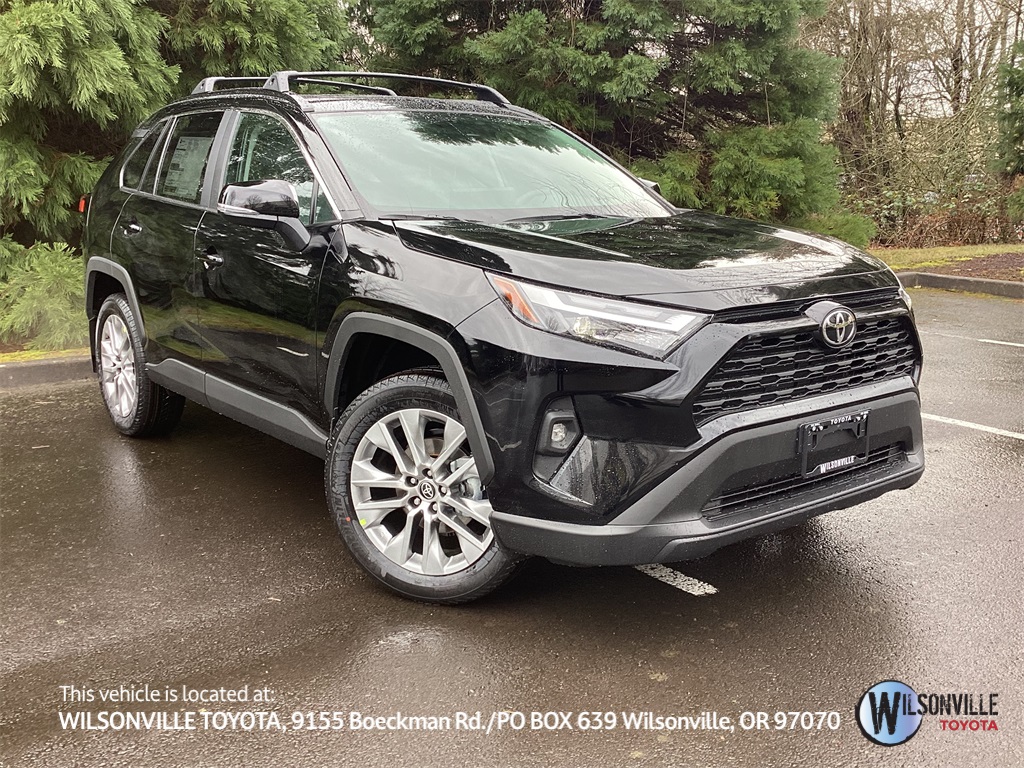 2025 Toyota RAV4 XLE Premium's photo