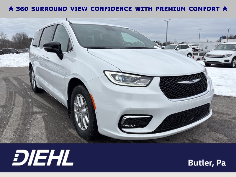 2026 Chrysler Pacifica Select's photo