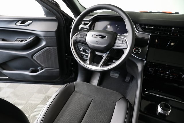 2025 Jeep Grand Cherokee Altitude X photo 8