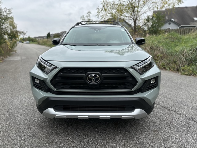 2022 Toyota RAV4 Adventure photo 2