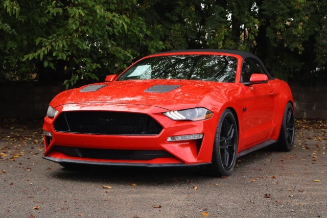 2020 Ford Mustang GT Premium photo 3