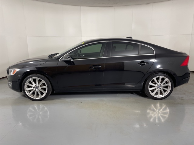 2017 Volvo S60 Inscription T5 photo 4