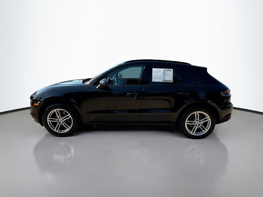 2021 Porsche Macan Base photo 4