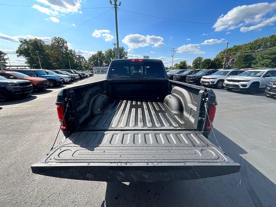 2025 Ram 2500 Tradesman photo 8