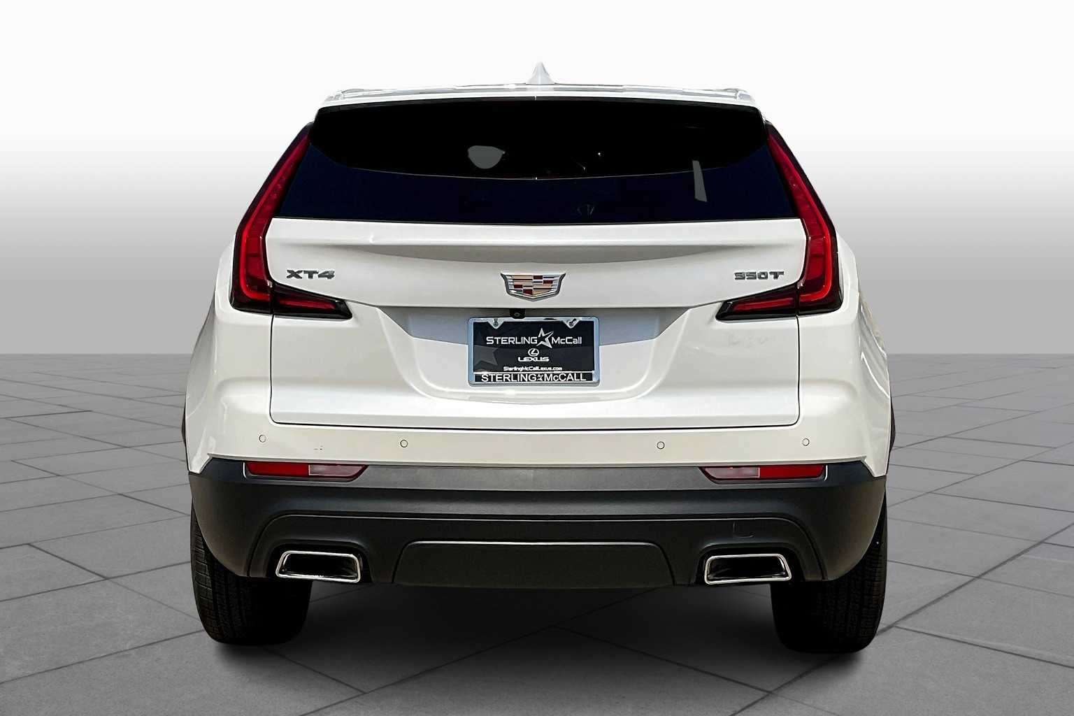 2023 Cadillac XT4 Luxury photo 4