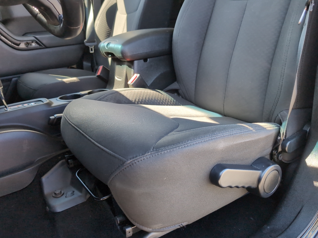2014 Jeep Wrangler Unlimited Sport photo 12
