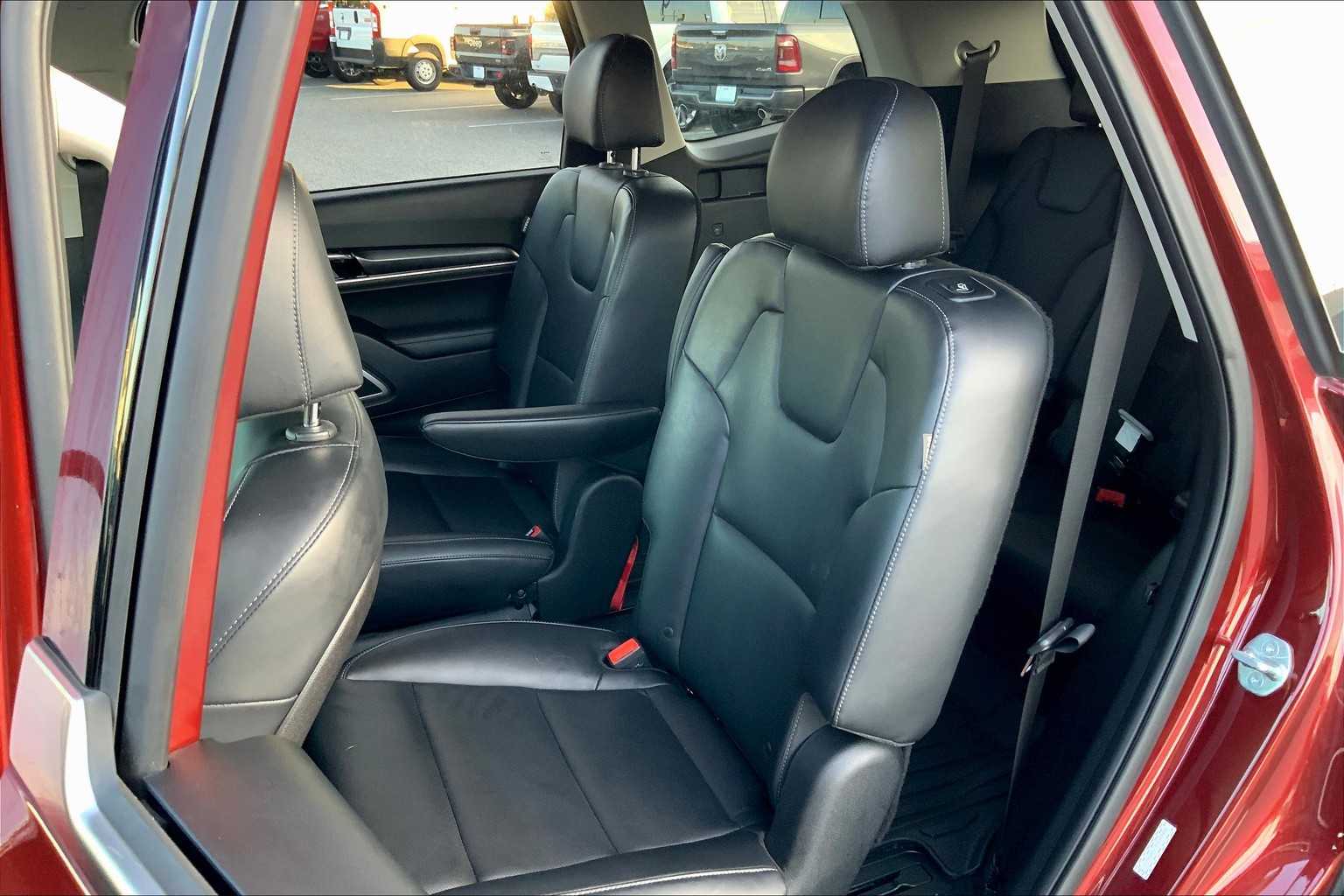 2023 Kia Telluride S photo 18