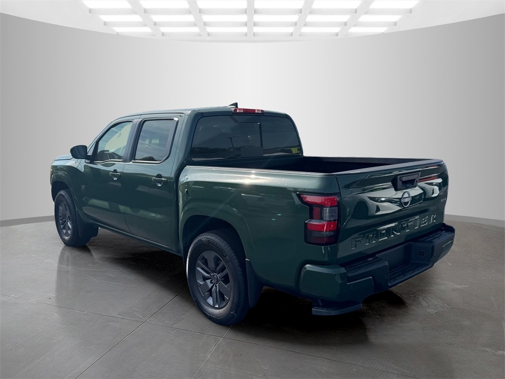 2025 Nissan Frontier Crew Cab SV photo 3