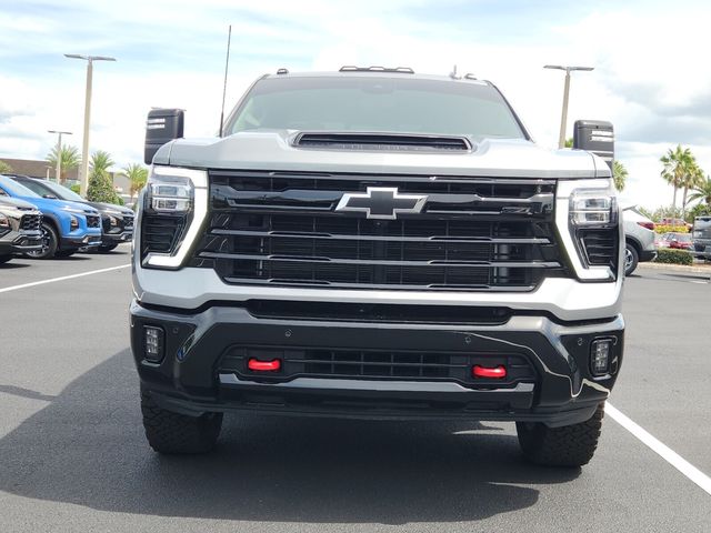 2025 Chevrolet Silverado 2500HD LTZ photo 10