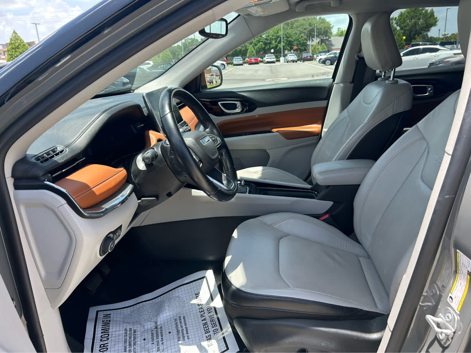 2022 Jeep Compass Limited photo 7