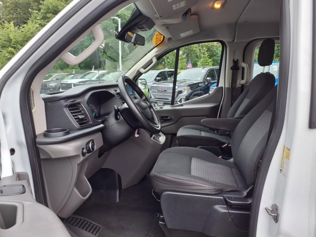 2020 Ford Transit Passenger XLT photo 18