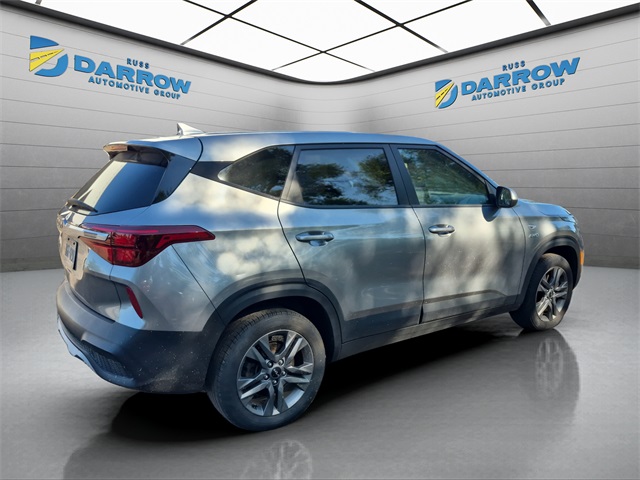 2023 Kia Seltos LX photo 5