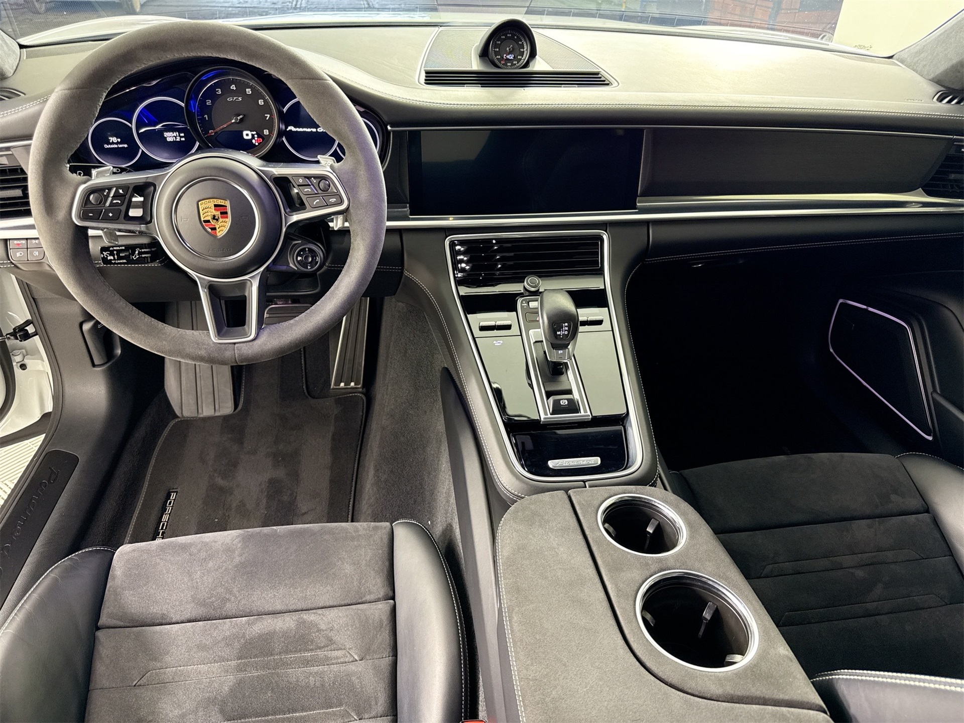 2019 Porsche Panamera GTS photo 20