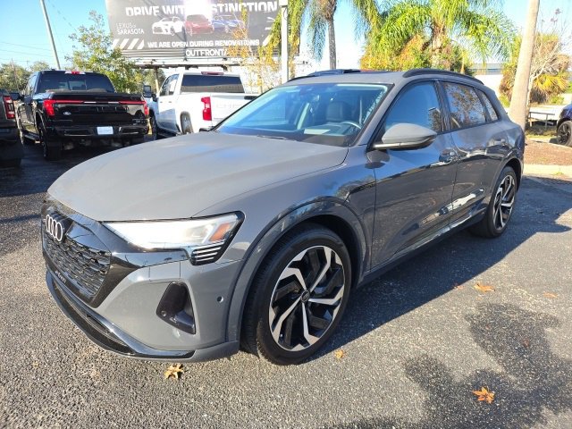 2024 Audi Q8 e-tron Prestige's photo