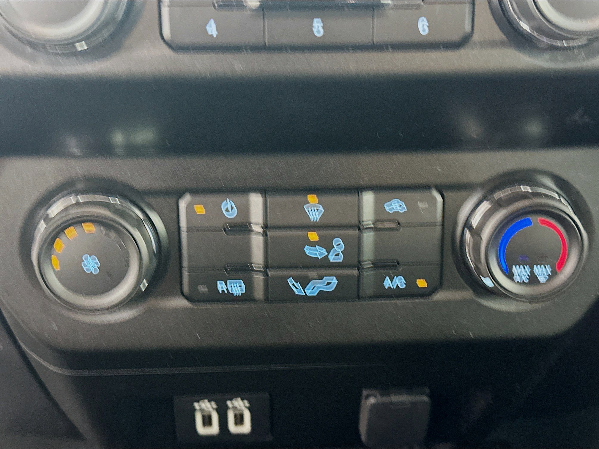 2020 Ford F-150 XLT photo 20