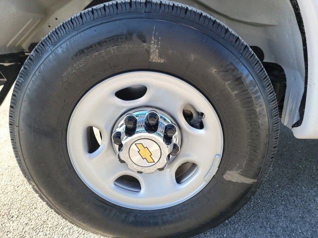 2024 Chevrolet Express 2500 Work Van photo 7