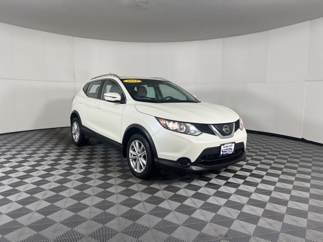 2018 Nissan Rogue Sport SV photo 3
