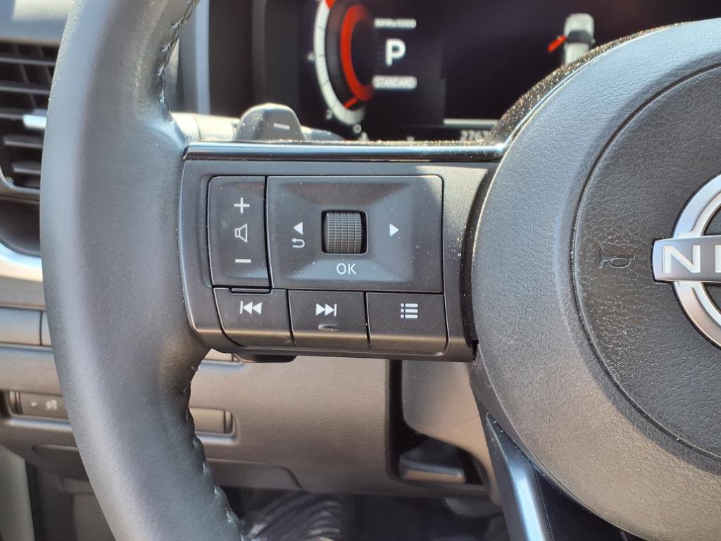 2022 Nissan Rogue Platinum photo 10