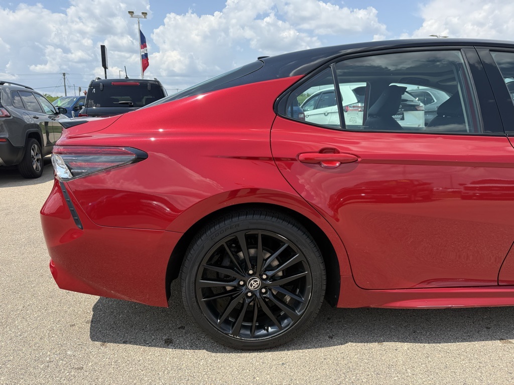 2021 Toyota Camry XSE photo 29