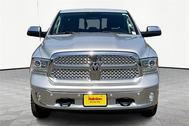 2015 Ram 1500 Laramie photo 3