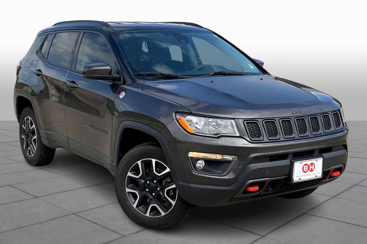 2021 Jeep Compass Trailhawk photo 2