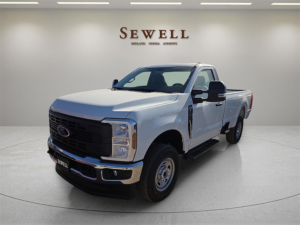 2026 Ford F-250 Super Duty XL's photo