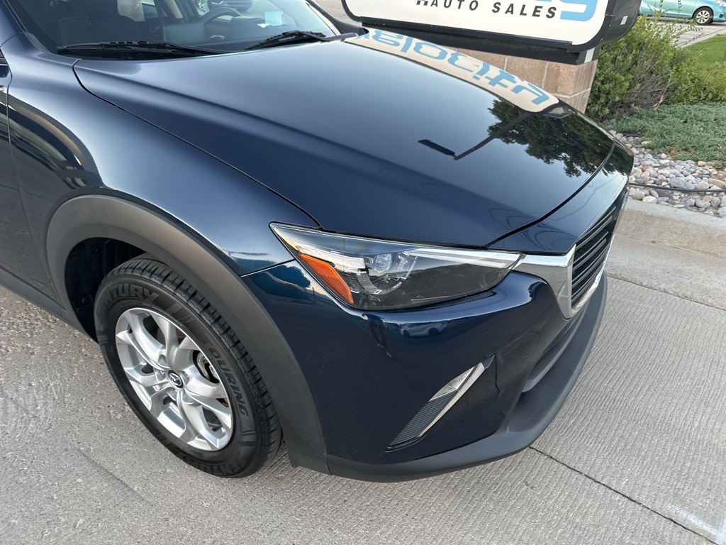 2021 Mazda CX-3 Sport photo 2