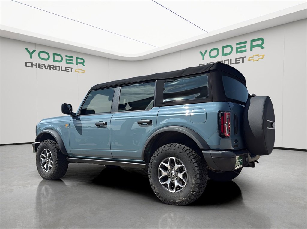 2022 Ford Bronco Base photo 6