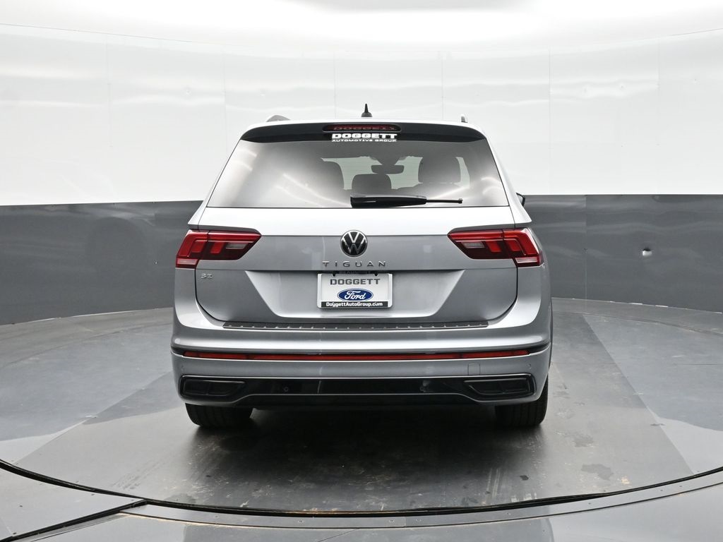 2023 Volkswagen Tiguan SE R-Line Black photo 5