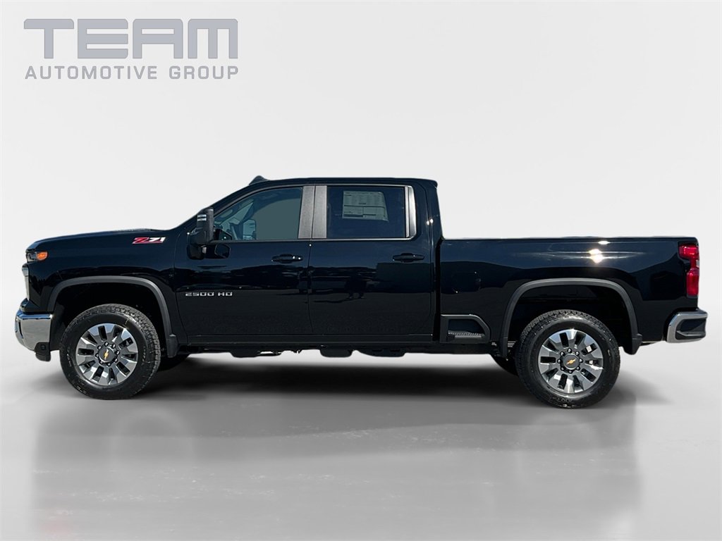 2025 Chevrolet Silverado 2500HD LT photo 4