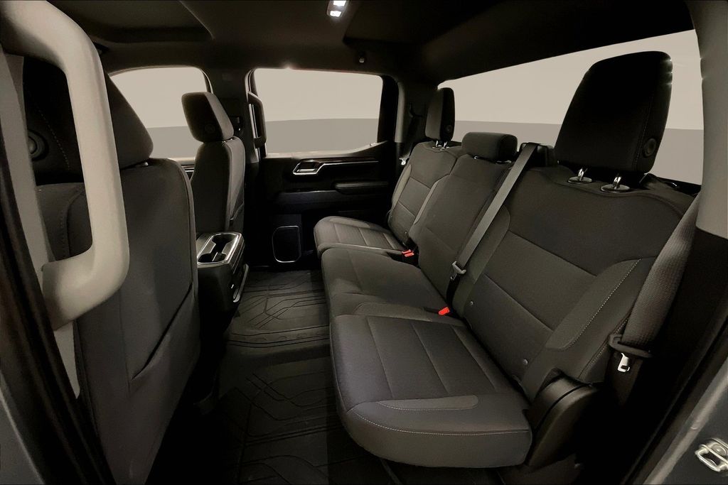 2023 Chevrolet Silverado 1500 RST photo 25