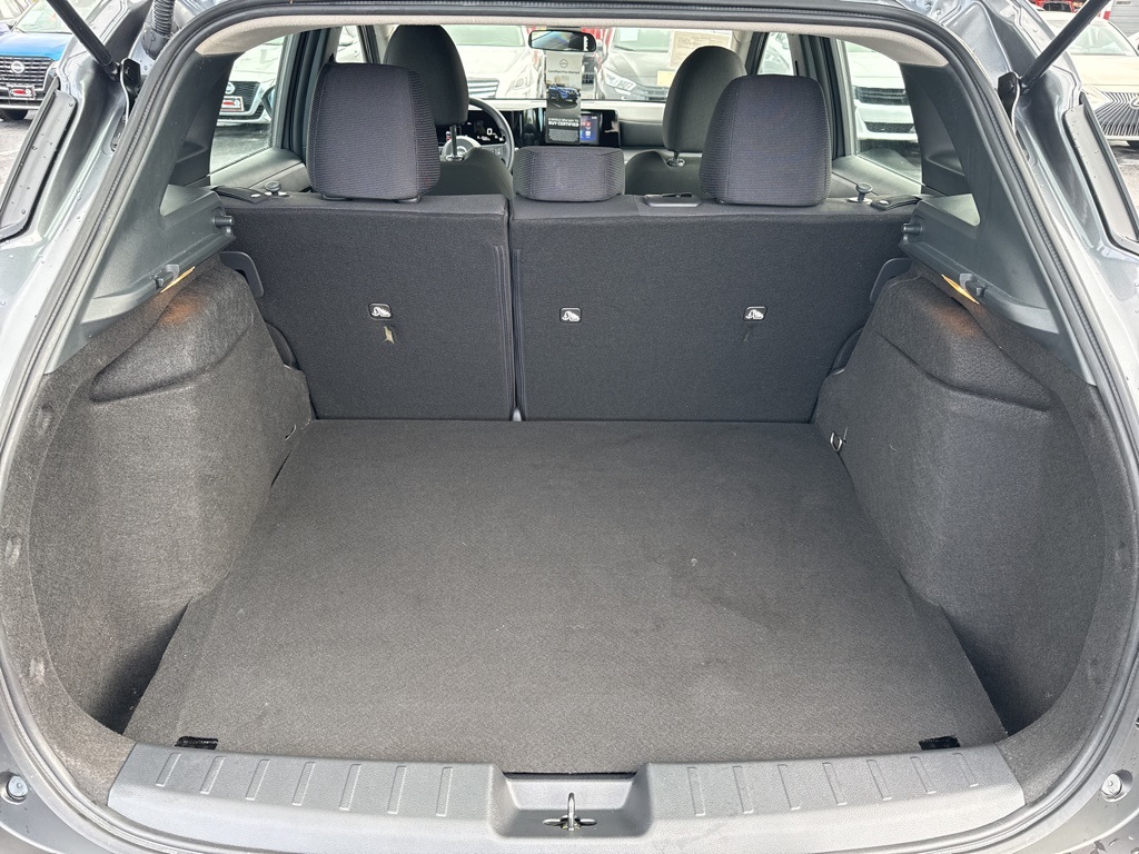 2025 Nissan Kicks S photo 3