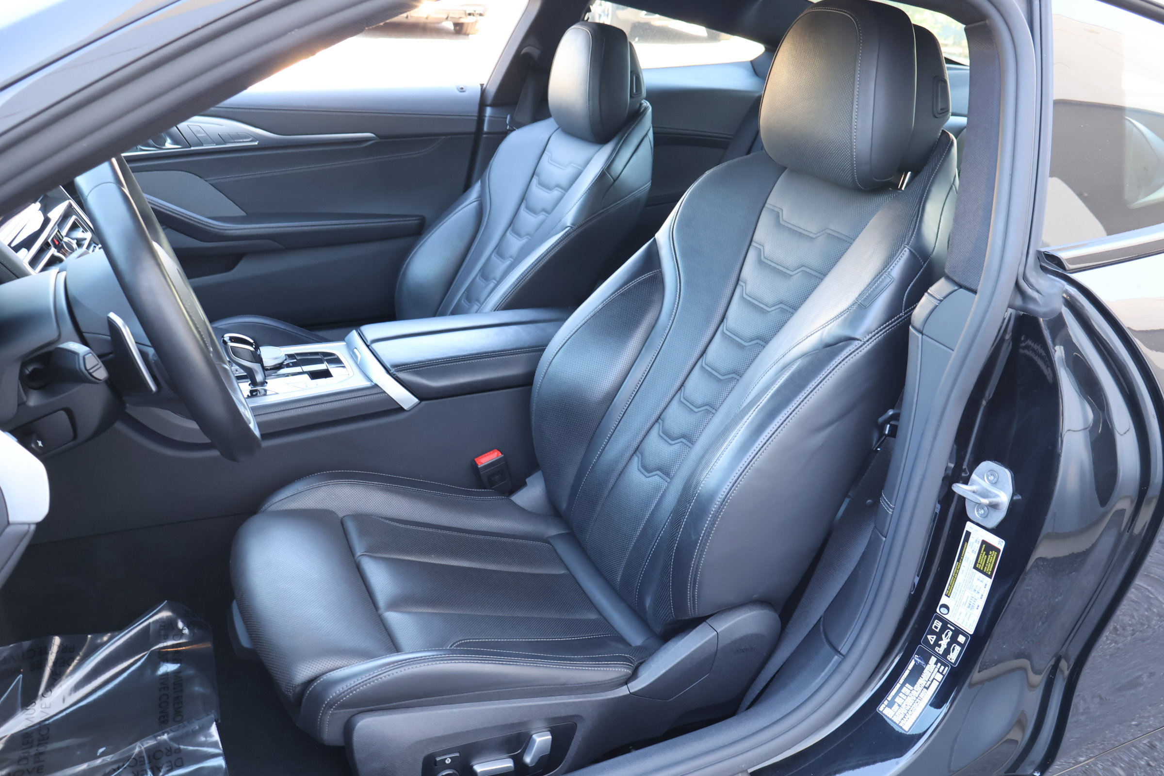 2025 Bmw 840i xDrive photo 2