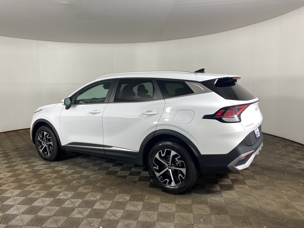 2023 Kia Sportage EX photo 4