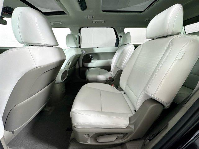 2026 Hyundai Palisade Limited photo 13