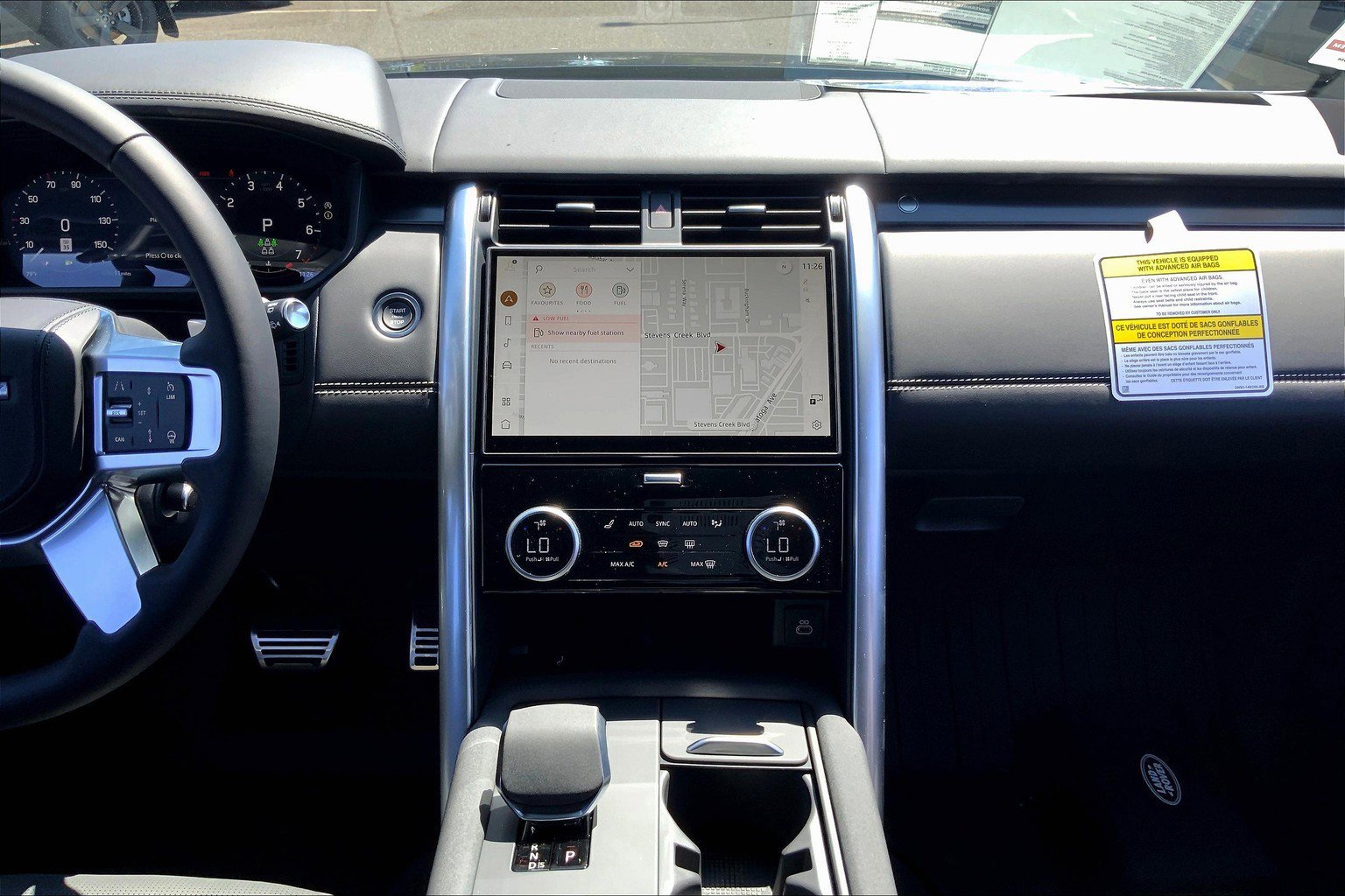 2025 Land Rover Discovery Metropolitan Edition photo 5