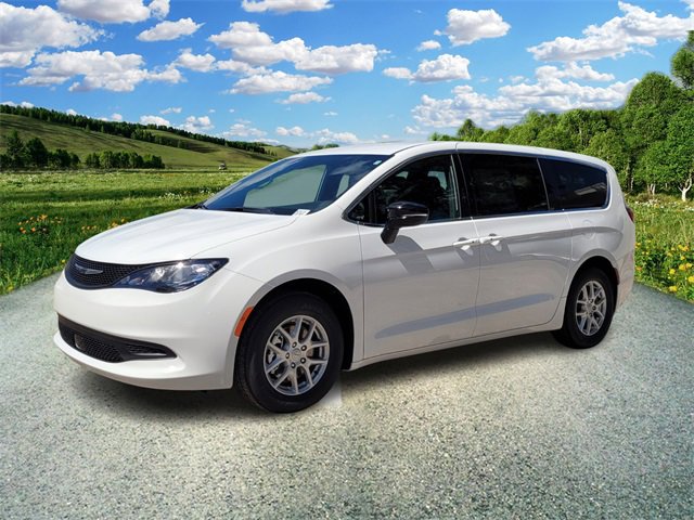 2026 Chrysler Voyager LX photo 2