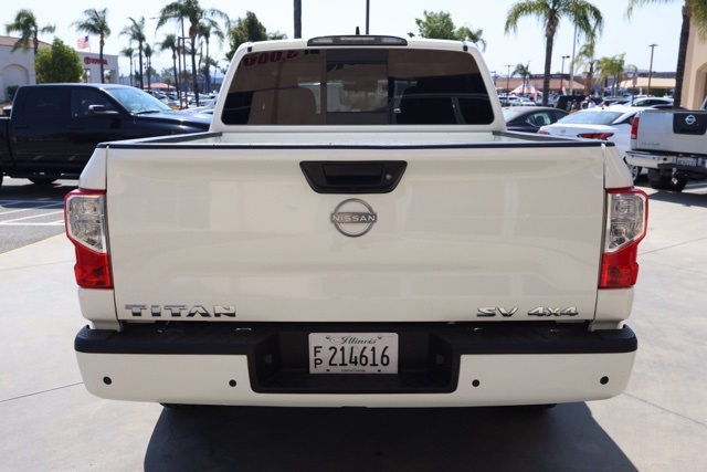 2023 Nissan Titan SV photo 4