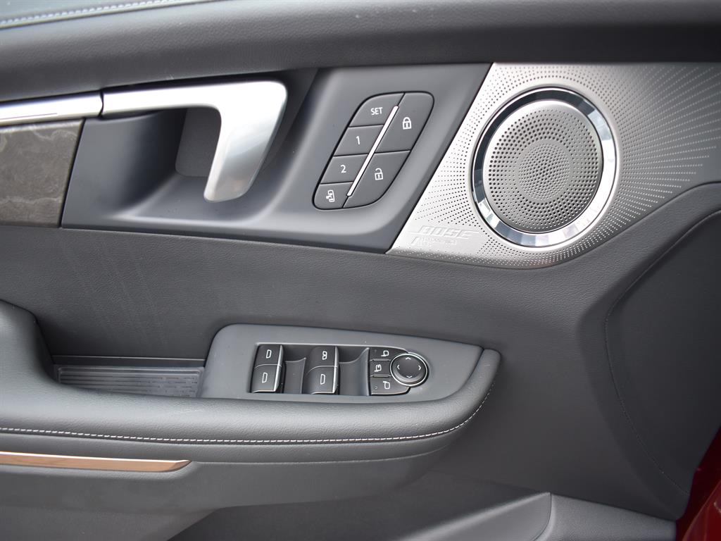 2026 Buick Enclave Avenir photo 11