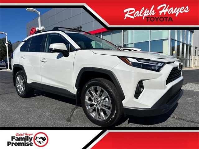 2025 Toyota RAV4 XLE Premium's photo